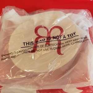 NIP Ruby Ribbon Petals Pale!